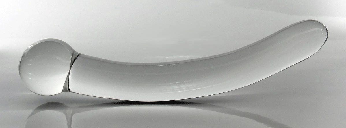 Gode sonde incurvée lisse en verre de taille moyenne