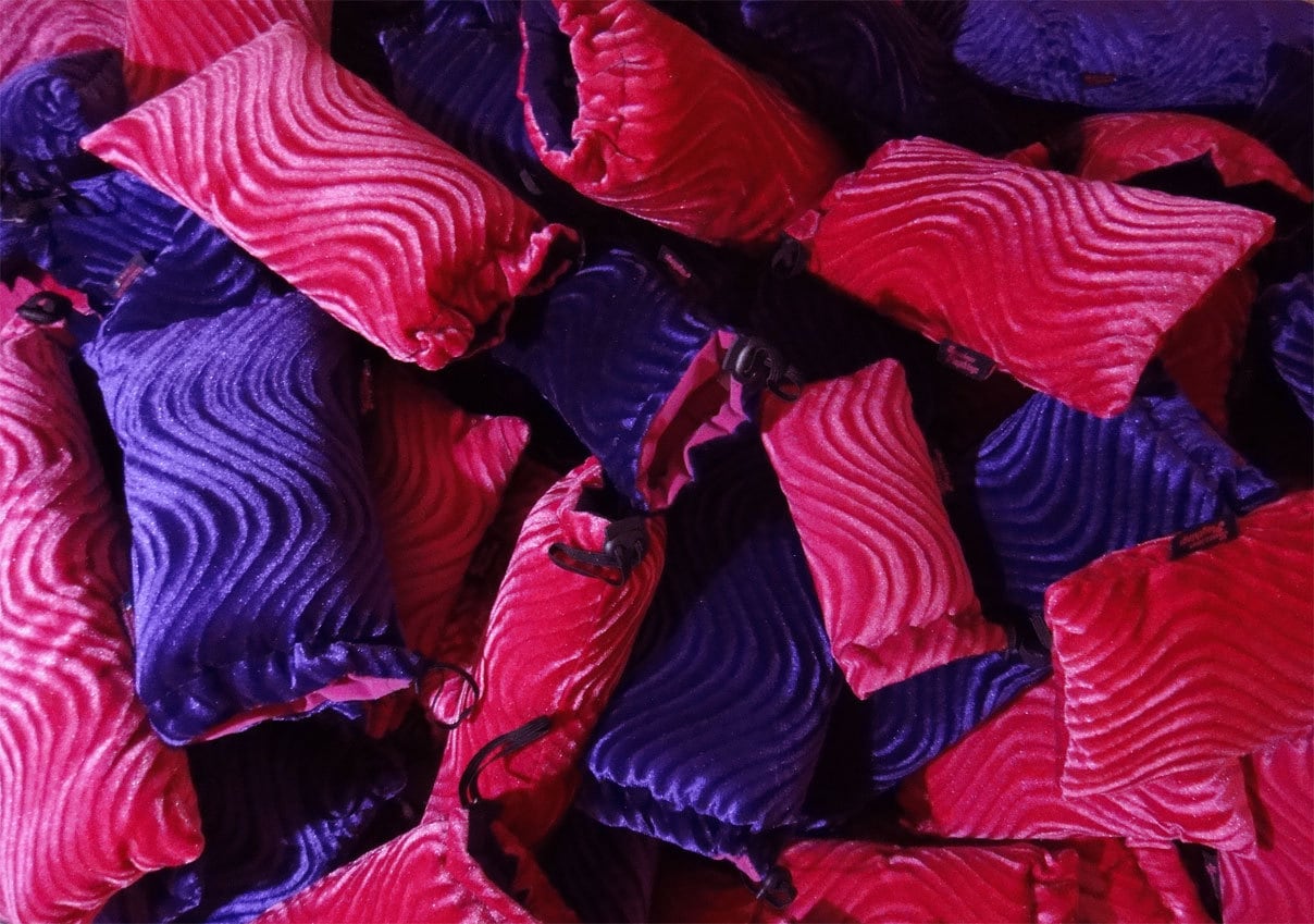 PETITE Pochette de rangement rembourrée pour verre ROSE ou VIOLET